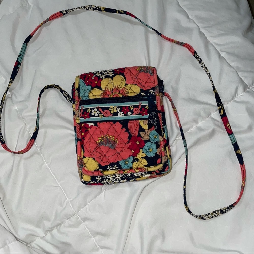 Vera Bradley Mini Hipster in Happy Snails Print